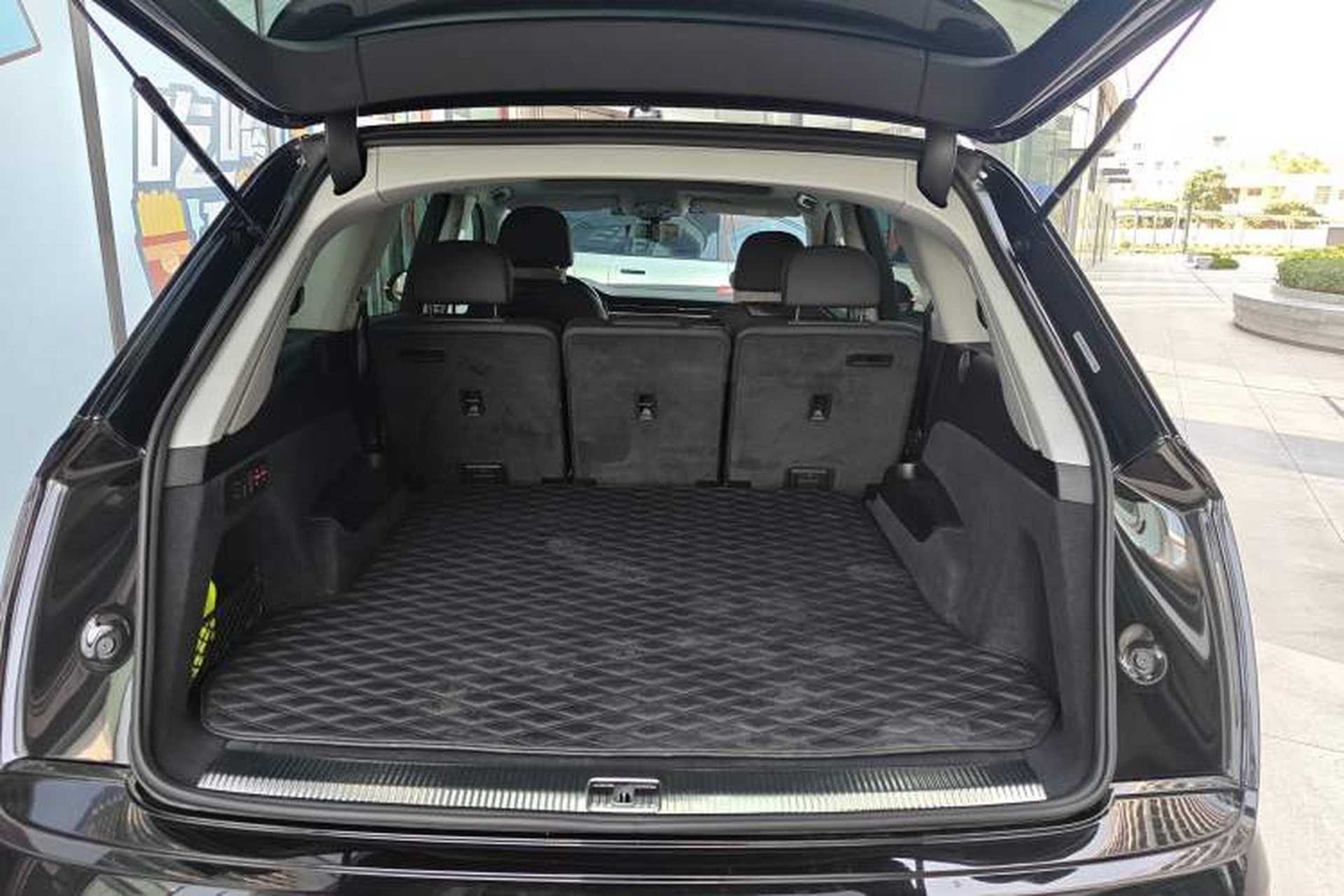Used Audi Q7 2023 45 TFSI quattro S line Sport model Trunk