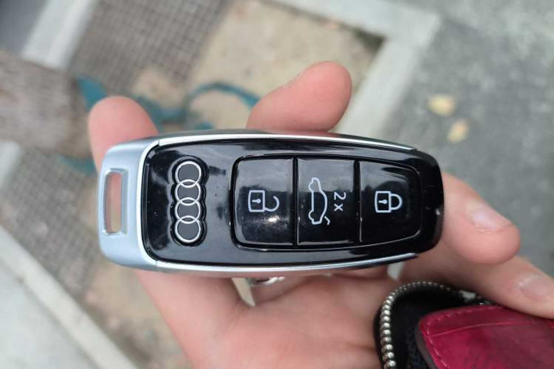 Used Audi Q7 2023 45 TFSI quattro S line Sport model Vehicle Key