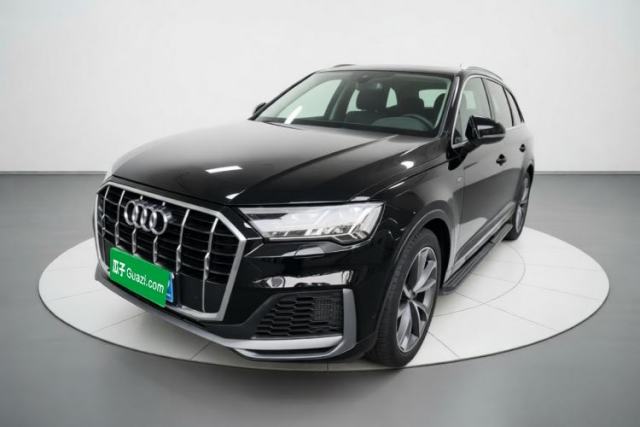 Audi Q7 2023 55 TFSI quattro S line Sport Edition с пробегом