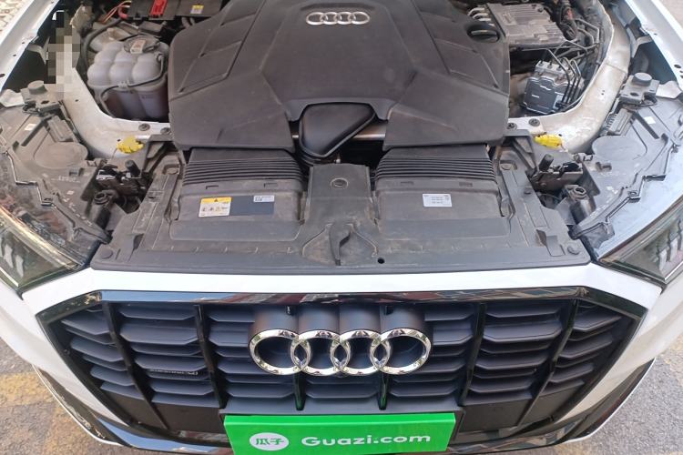 Used Audi Q7 2023 55 TFSI quattro S line Sport Edition Engine Bay