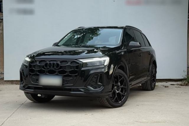 Used Audi Q7 2024 45 TFSI quattro S line Black Warrior Edition