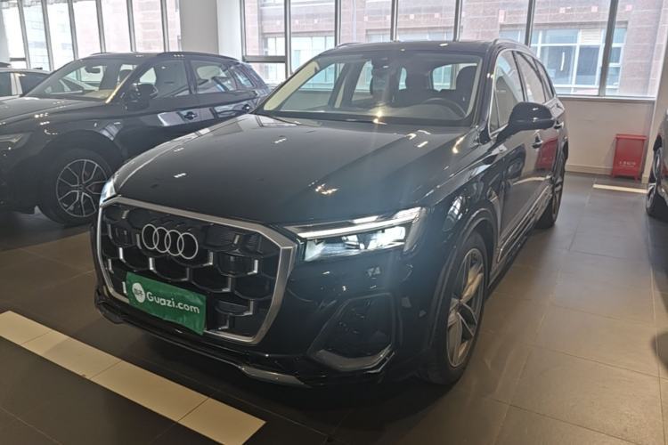 Used Audi Q7 2024 45 TFSI quattro S line Sport Edition Guazi used car, China used car export, Used car for sale, Used  cars, Cheapest cars for sale