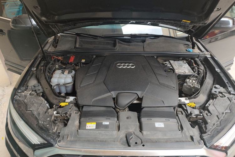 Used Audi Q7 2024 55 TFSI quattro S line Sport model Engine Bay