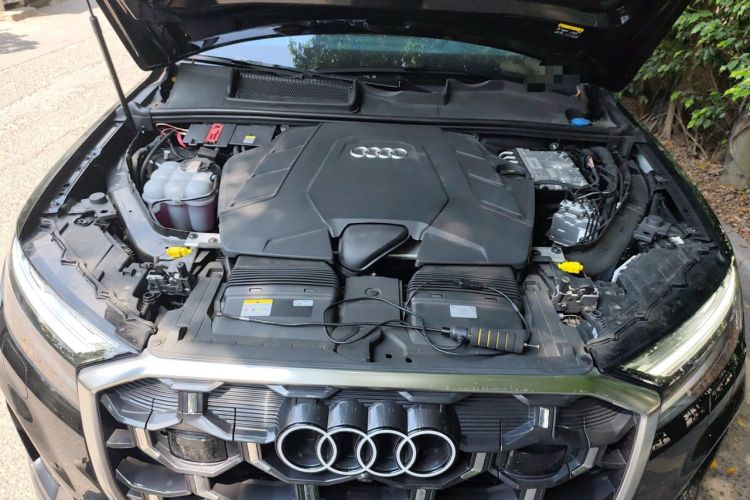 Used Audi Q7 2024 55 TFSI quattro S line Sport model Engine Bay