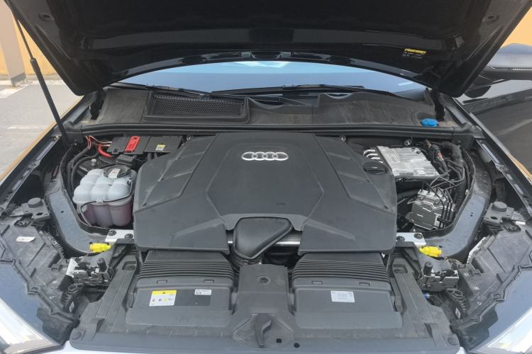 Used Audi Q7 2024 55 TFSI quattro S line Sport model Engine Bay