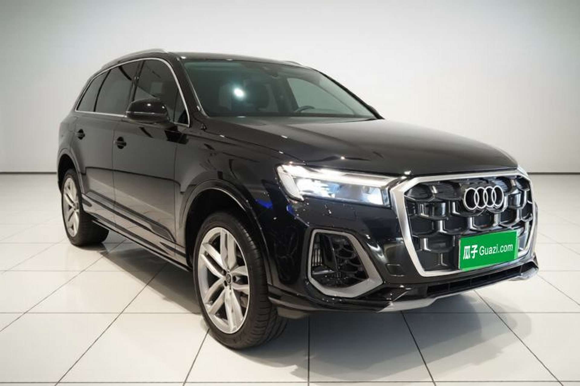 Used Audi Q7 2024 55 TFSI quattro S line Sport model Exterior 1