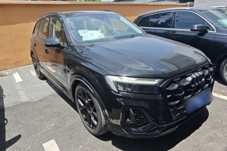 Used Audi Q7 2024 45 TFSI quattro S line Black Warrior Edition Exterior 1