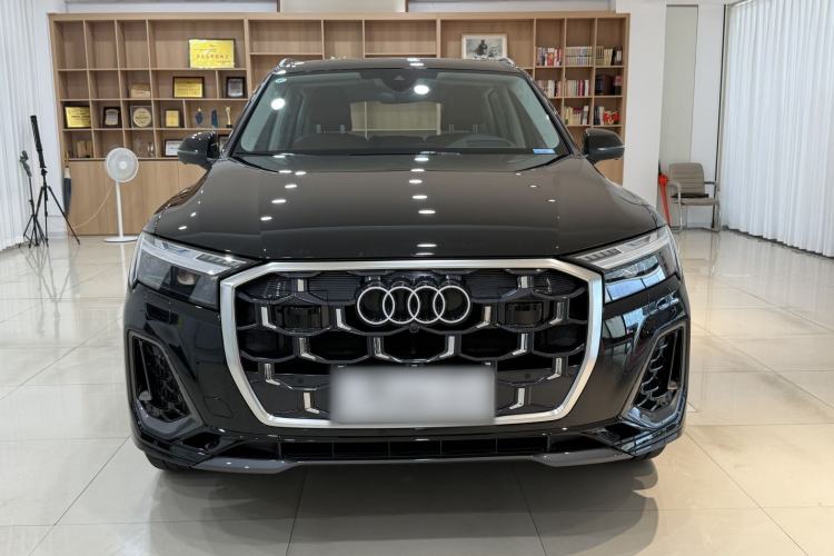 Used Audi Q7 2024 55 TFSI quattro S line Prestige Edition Exterior 1