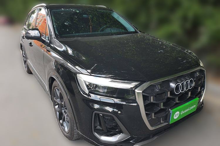 Used Audi Q7 2024 55 TFSI quattro S line Sport model Exterior 2