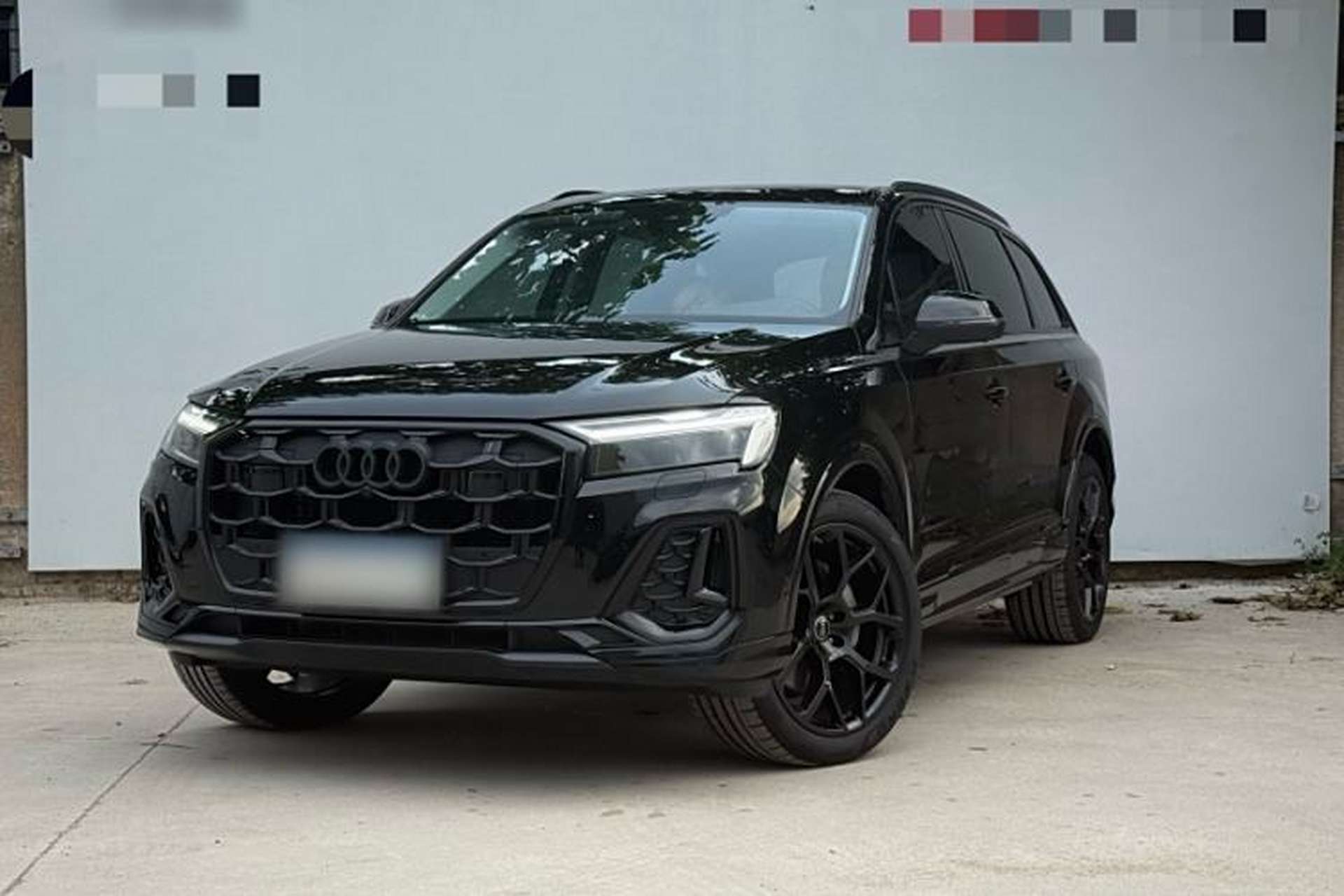 Used Audi Q7 2024 45 TFSI quattro S line Black Warrior Edition Exterior 3