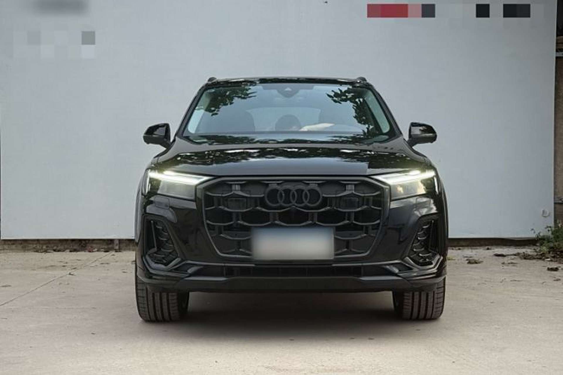 Used Audi Q7 2024 45 TFSI quattro S line Black Warrior Edition Exterior 4