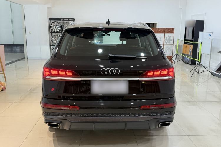 Used Audi Q7 2024 55 TFSI quattro S line Prestige Edition Exterior 4