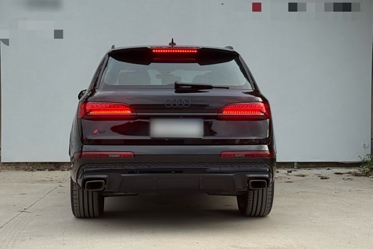 Used Audi Q7 2024 45 TFSI quattro S line Black Warrior Edition Exterior 5