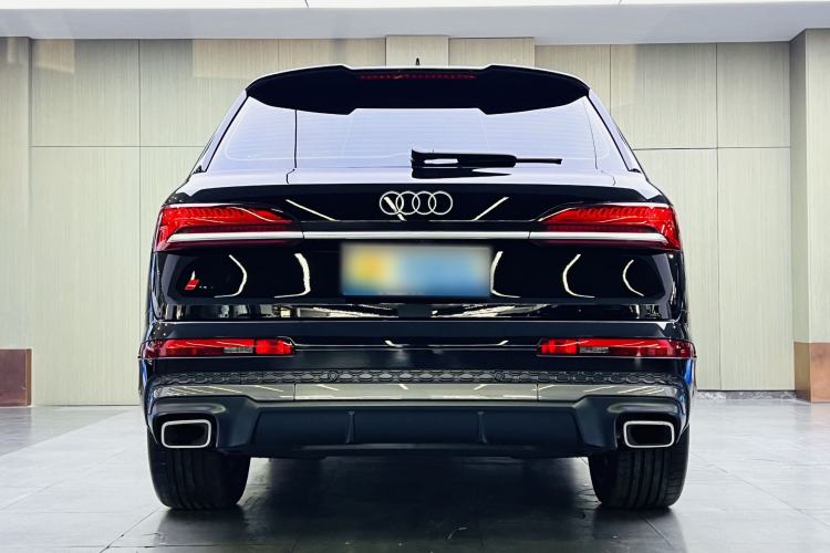 Used Audi Q7 2024 45 TFSI quattro S line Sport Edition Exterior 6