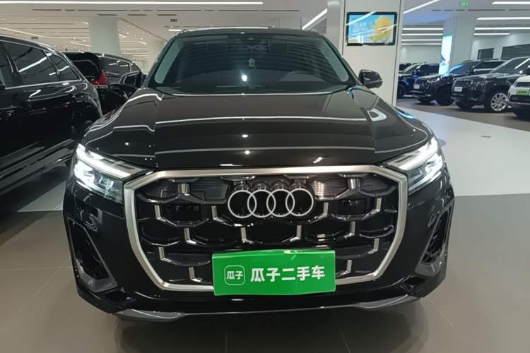 Used Audi Q7 2024 55 TFSI quattro S line Sport model Front