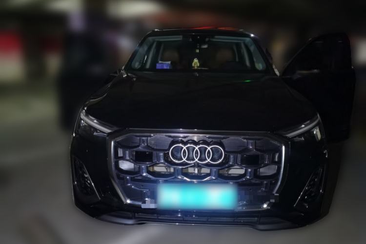 Used Audi Q7 2024 55 TFSI quattro S line Sport model Front