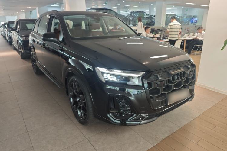 Used Audi Q7 2024 45 TFSI quattro S line Black Warrior Edition Front Right 45 Deg