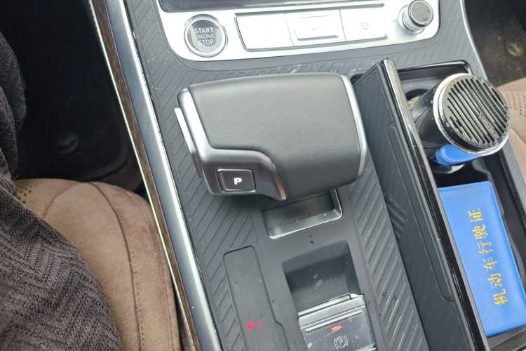 Used Audi Q7 2024 45 TFSI quattro S line Sport Edition Gear Lever