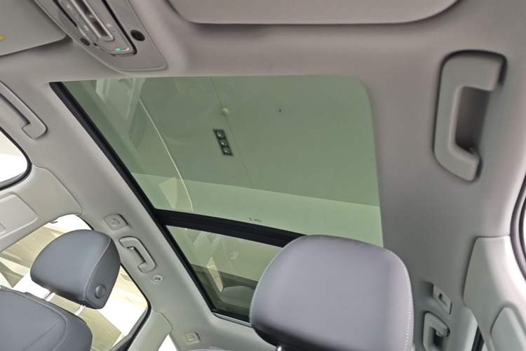 Used Audi Q7 2024 55 TFSI quattro S line Sport model Headliner