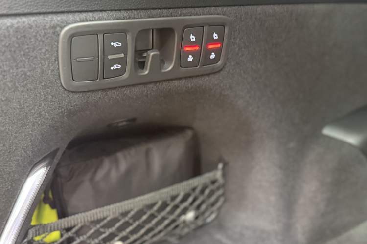 Used Audi Q7 2024 55 TFSI quattro S line Prestige Edition Interior 1