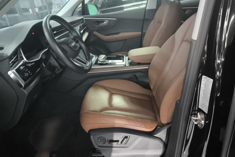 Used Audi Q7 2024 45 TFSI quattro S line Black Warrior Edition Left Front Seat