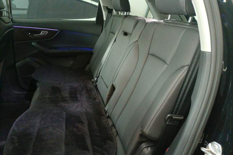 Used Audi Q7 2024 55 TFSI quattro S line Sport model Left Rear Seat
