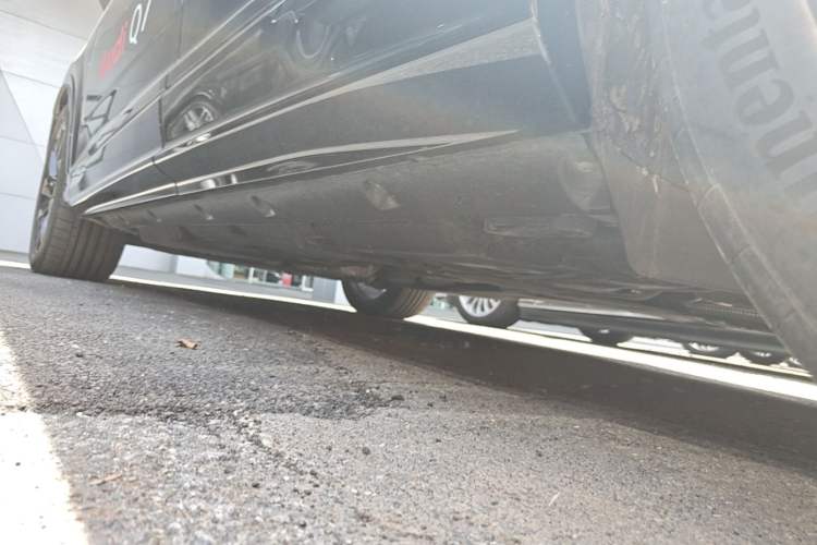 Used Audi Q7 2024 45 TFSI quattro S line Black Warrior Edition Left Side Sill
