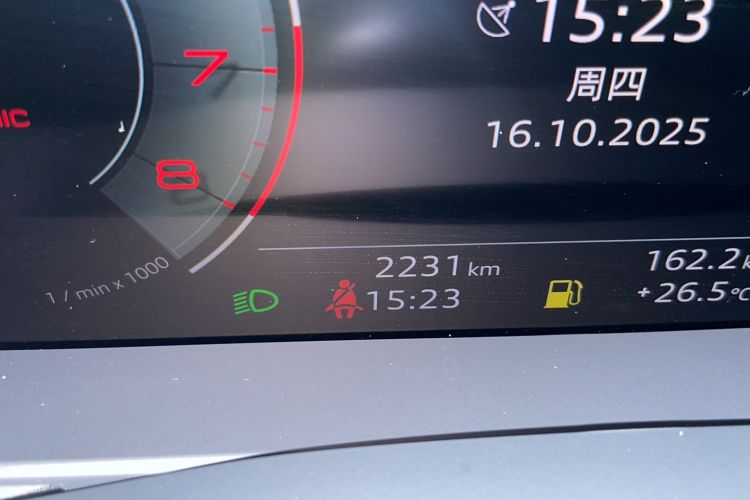 Used Audi Q7 2024 45 TFSI quattro S line Sport Edition Odometer Close Up