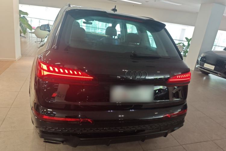 Used Audi Q7 2024 45 TFSI quattro S line Black Warrior Edition Rear
