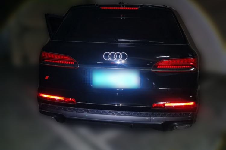 Used Audi Q7 2024 55 TFSI quattro S line Sport model Rear