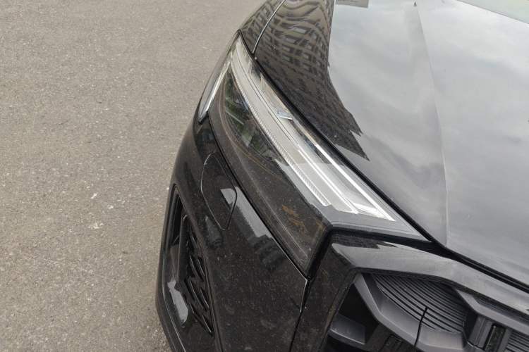 Used Audi Q7 2024 45 TFSI quattro S line Black Warrior Edition Right Front Headlight