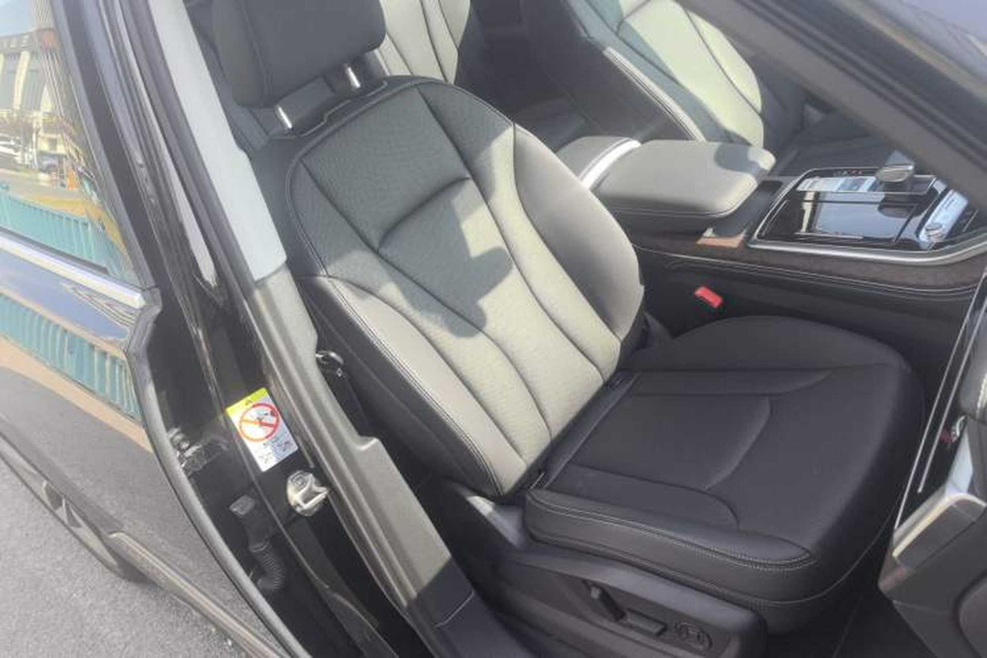 Used Audi Q7 2024 45 TFSI quattro S line Sport Edition Right Front Seat