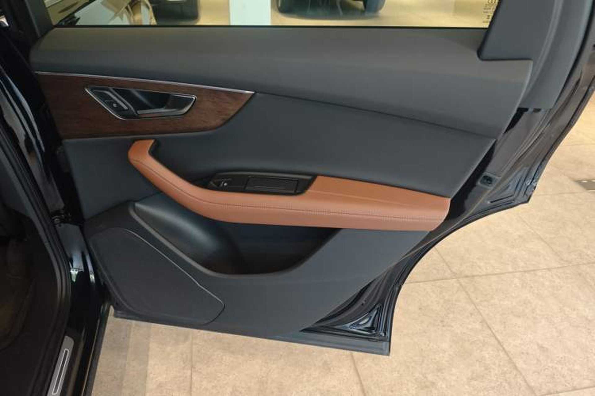 Used Audi Q7 2024 45 TFSI quattro S line Sport Edition Right Rear Door Interior