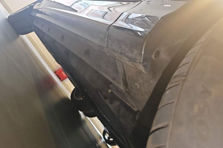Used Audi Q7 2024 45 TFSI quattro S line Sport Edition Right Side Sill