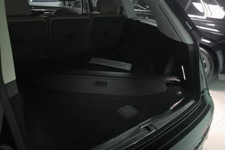 Used Audi Q7 2024 45 TFSI quattro S line Black Warrior Edition Trunk