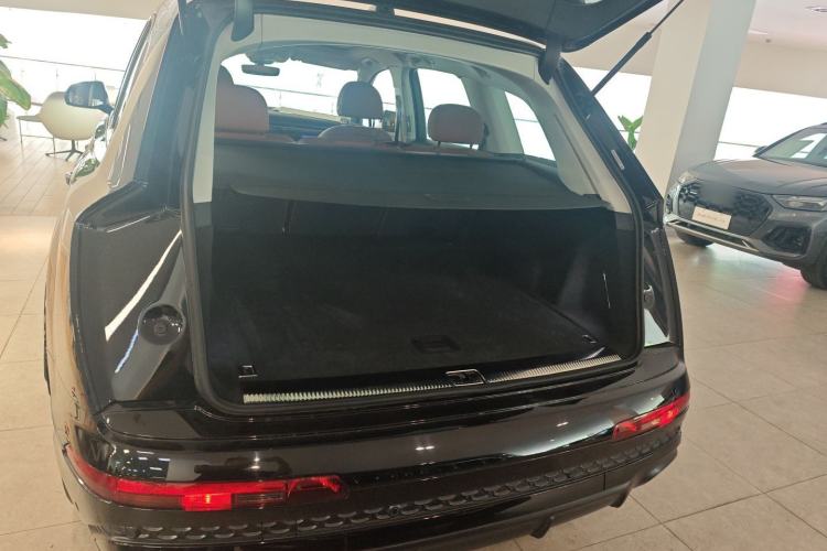 Used Audi Q7 2024 45 TFSI quattro S line Black Warrior Edition Trunk