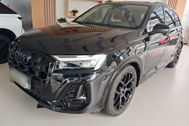 Used Audi Q7 2024 45 TFSI quattro S line Black Warrior Edition