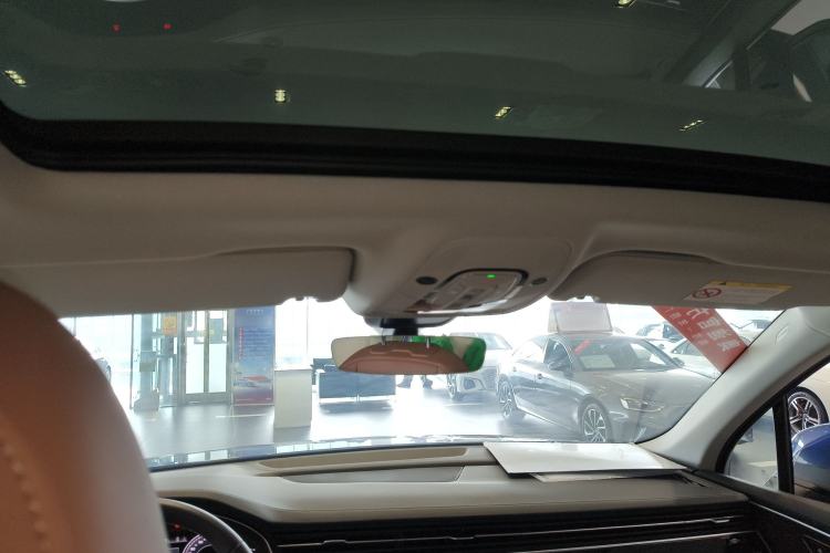 Used Audi Q7 2024 45 TFSI quattro S line Sport Edition Headliner