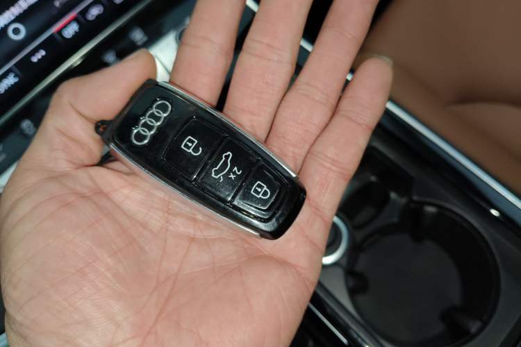 Used Audi Q7 2024 45 TFSI quattro S line Sport Edition Interior 1