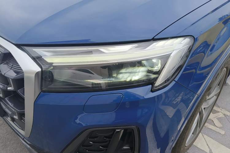 Used Audi Q7 2024 45 TFSI quattro S line Sport Edition Left Front Headlight