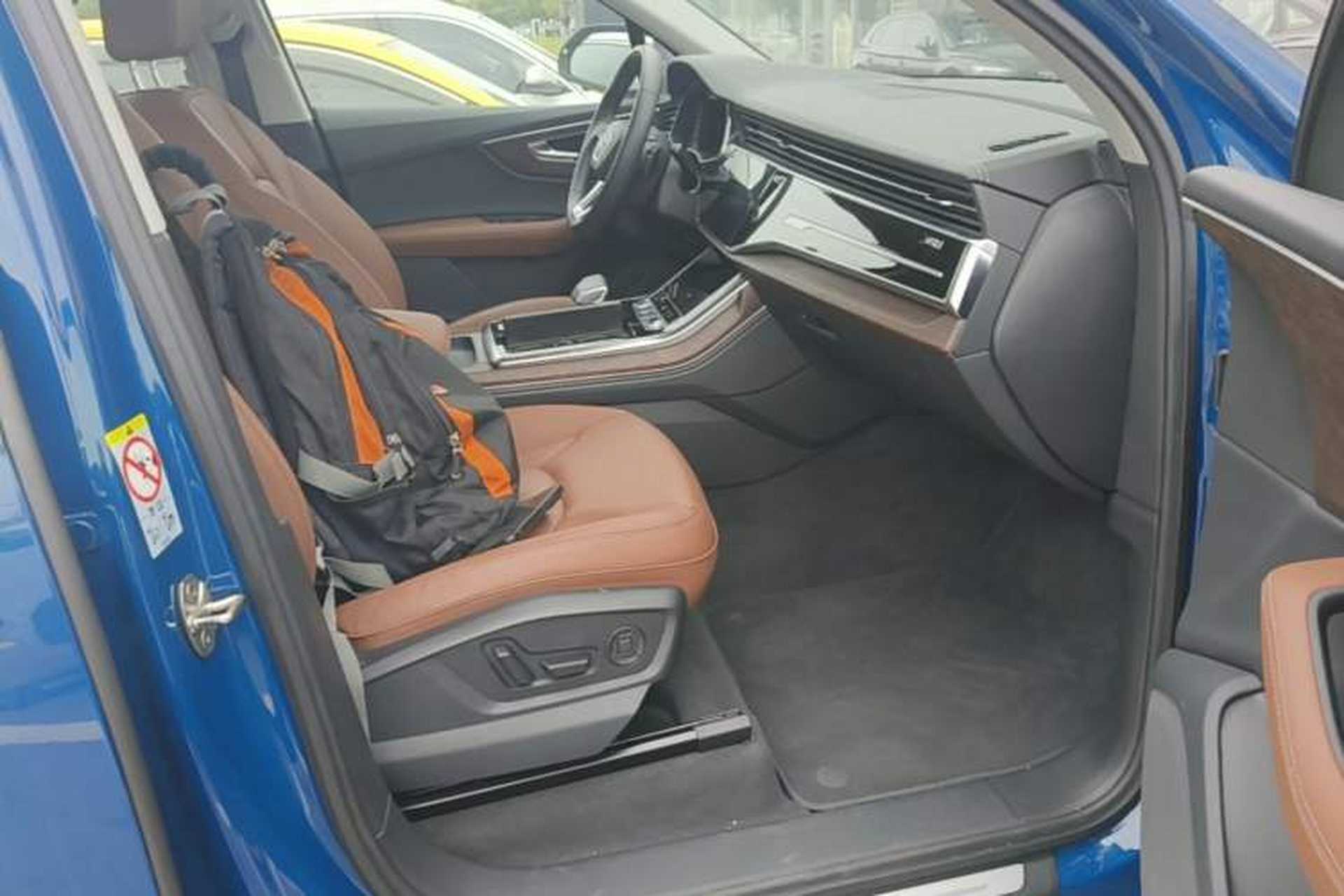 Used Audi Q7 2024 45 TFSI quattro S line Sport Edition Right Front Seat