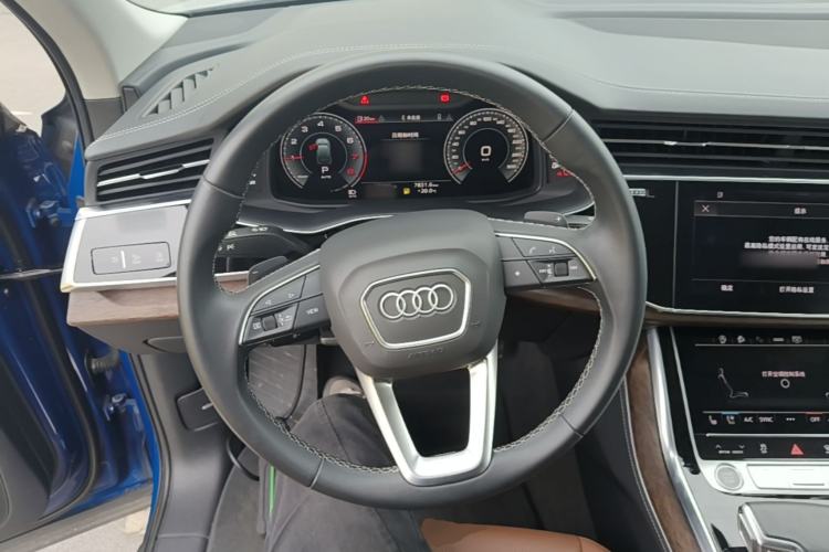 Used Audi Q7 2024 45 TFSI quattro S line Sport Edition Steering Wheel