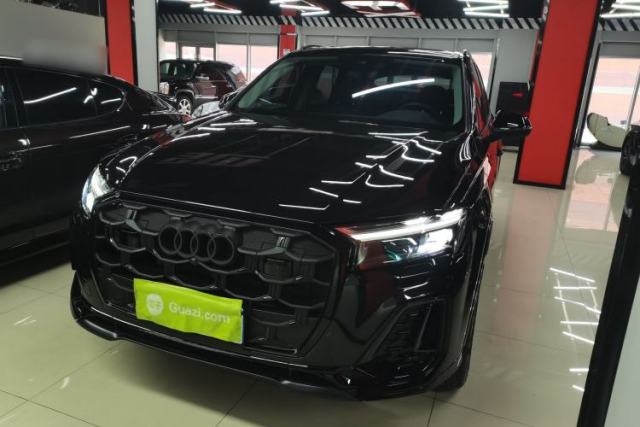 Used Audi Q7 2025 45 TFSI quattro S line Black Warrior Edition