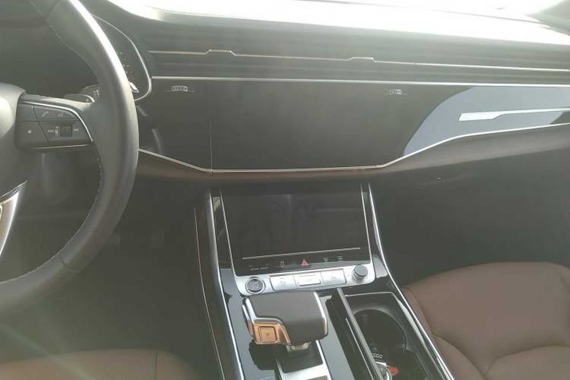 Used Audi Q7 2025 55 TFSI quattro S line Sport Edition Audio And AC Panel