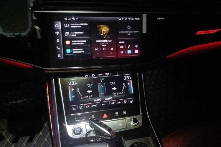 Used Audi Q7 2025 45 TFSI quattro S line Black Warrior Edition Audio And AC Panel