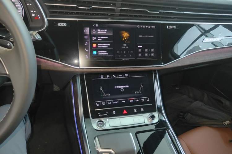 Used Audi Q7 2025 55 TFSI quattro S line Black Warrior Edition Audio And AC Panel