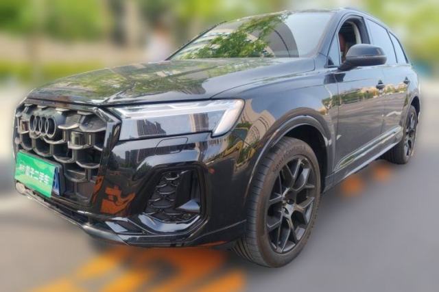 Used Audi Q7 2025 45 TFSI quattro S line Black Warrior Edition