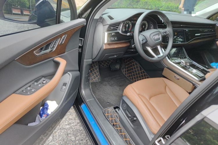 Used Audi Q7 2025 45 TFSI quattro S line Black Warrior Edition Driver Seat