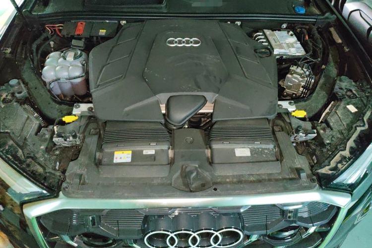 Used Audi Q7 2025 55 TFSI quattro S line Sport Edition Engine Bay