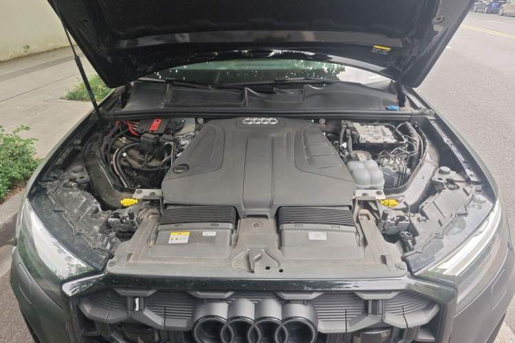 Used Audi Q7 2025 45 TFSI quattro S line Black Warrior Edition Engine Bay